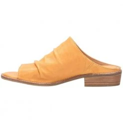 Sofft Netta Sandals - Womens Yellow -Rogan‘s Shoes shop S2 48201 YLW3